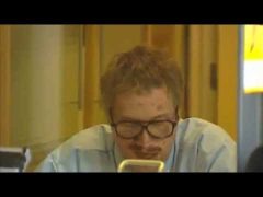 François l'embrouille - au guichet de la gare de bus